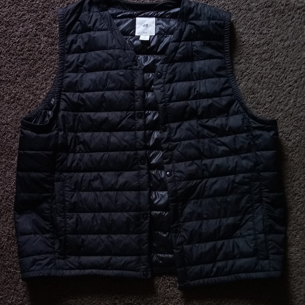 H&M Puffer Vest